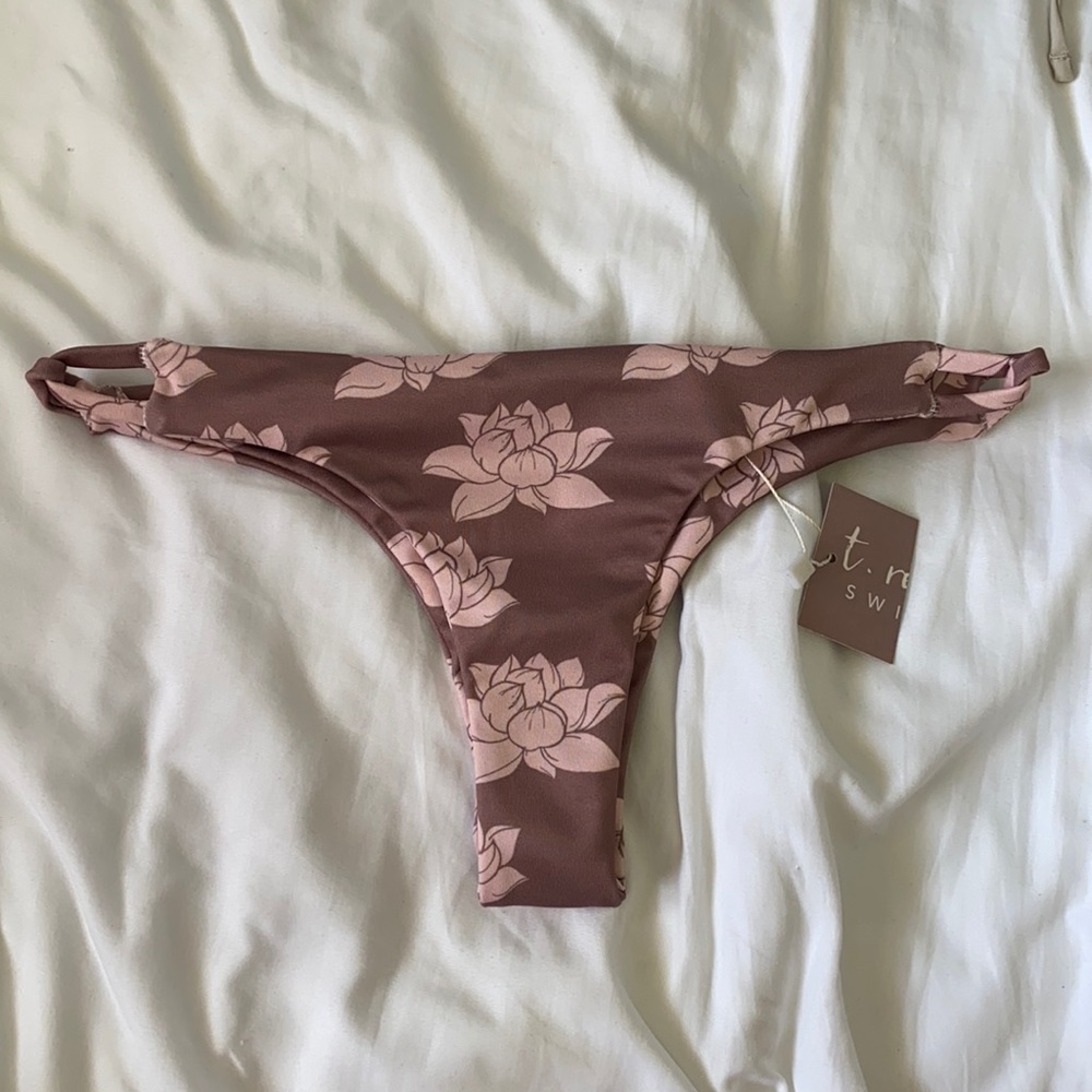 NWT T. Rose Swim Lotus Bikini Bottom in Medium